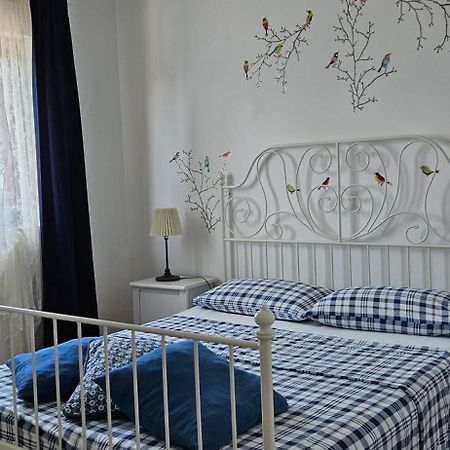 Holiday Home Marina Kaštelir Kültér fotó