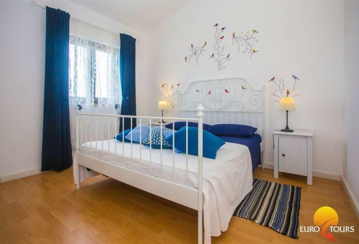 Holiday Home Marina Kaštelir Kültér fotó